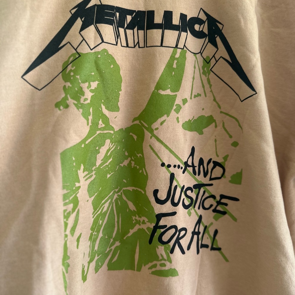METALLICA Graphic Sweatshirt - Picture 2 of 4